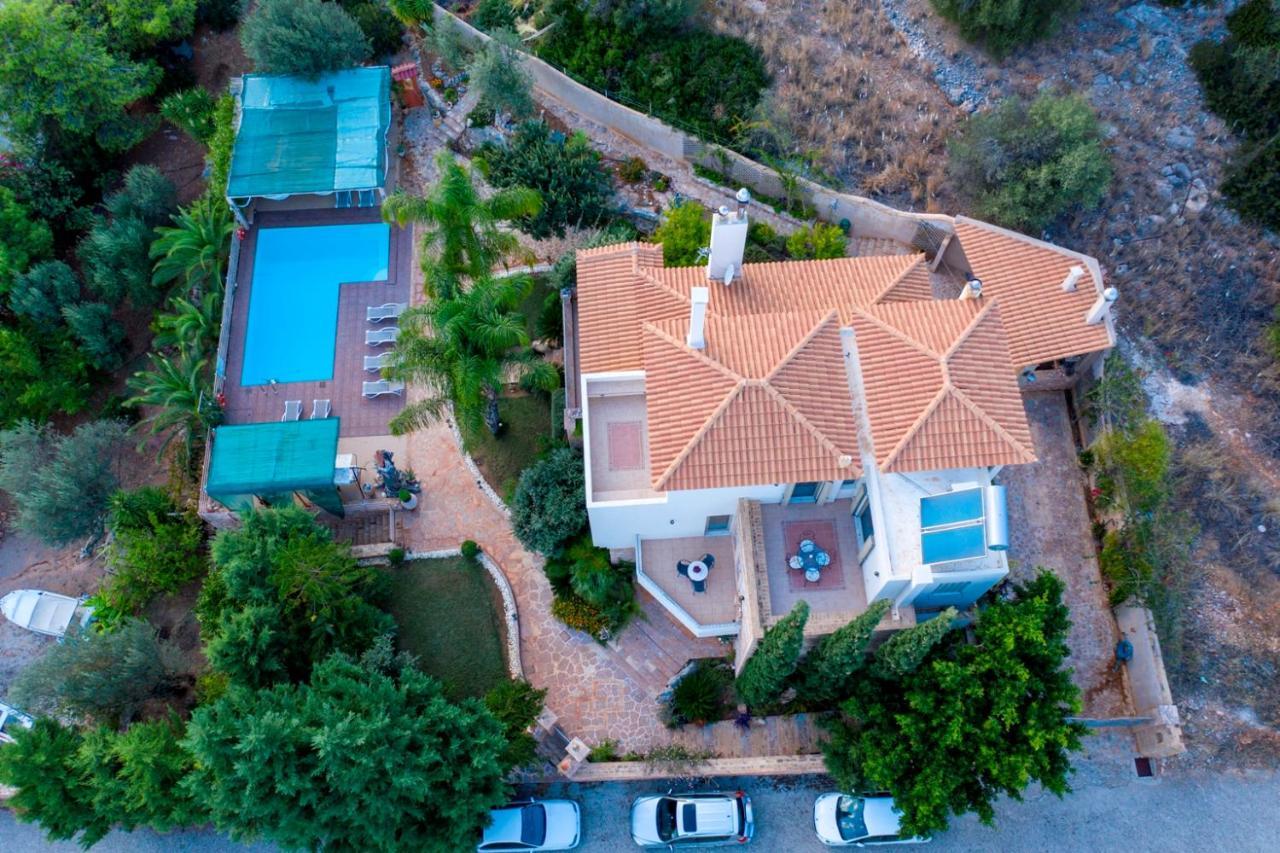 Villa Maira Luxurious With Private Swimming Pool Kórfos Exteriér fotografie