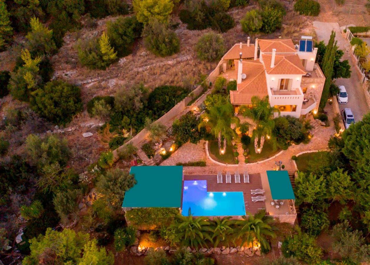 Villa Maira Luxurious With Private Swimming Pool Kórfos Exteriér fotografie