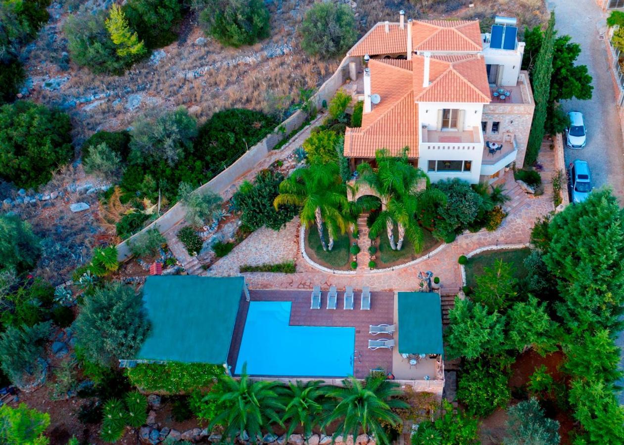 Villa Maira Luxurious With Private Swimming Pool Kórfos Exteriér fotografie